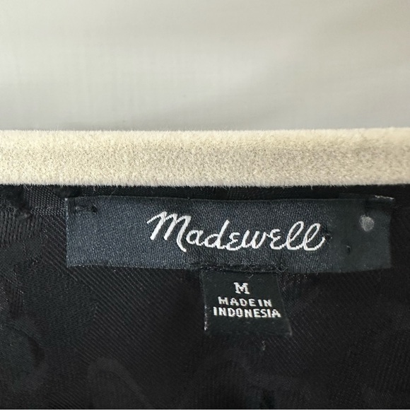 Madewell Black Floral Jacquard Side Tie Wrap Top, Size Medium - Picture 4 of 10
